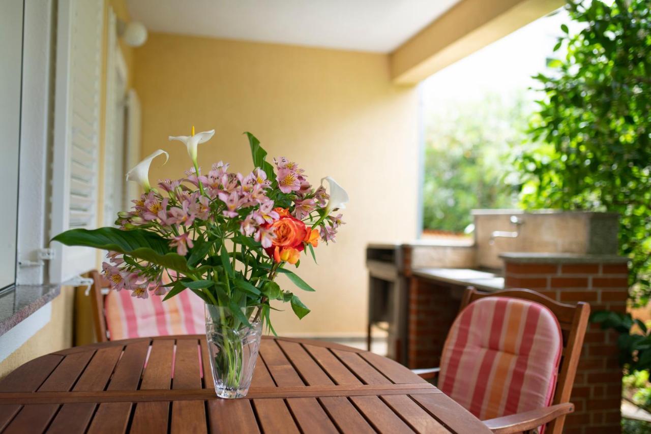 Apartment Nina Rovinj Exterior foto